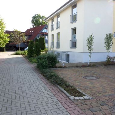 Wohngebiet mit Parkplatz und Garten für die Objektbetreuung in Delmenhorst